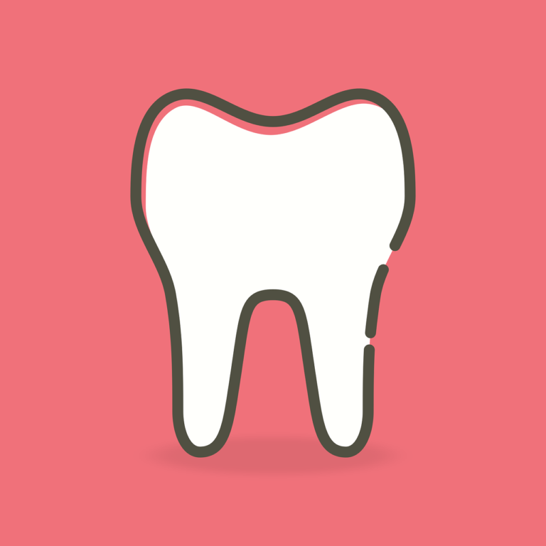 Ładne zdrowe zęby również wspaniały uroczy uśmieszek to powód do zadowolenia.